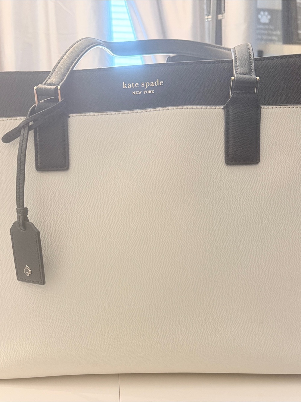 kate spade New York colTwo-Tone Black & Cream Tote